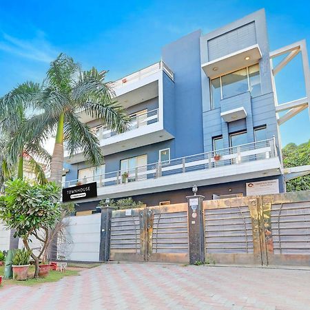 Townhouse Sector 49 Sohna Road Hotel Gurgaon Luaran gambar